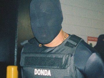 Kanye West Reportedly Made $7 Million From ‘Donda’ Merchandise While Setting Record Streaming Number for Apple Music
