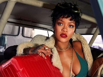 Billionaire Barbadian Rihanna Was Weirded Out By People Fawning Over Her Money Status