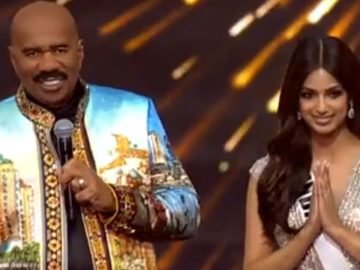 Steve Harvey Asks Miss Universe Winner Miss India to Do an Animal Impression and Makes Another Blunder With Another Contestant