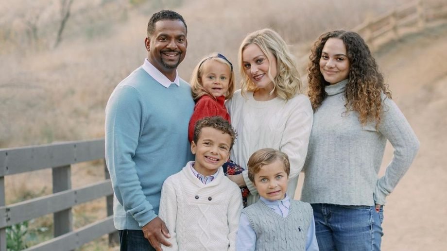 ‘Can He Live?’ After Alfonso Ribeiro Posts Holiday Photo of Family, Black Twitter Criticizes Picture