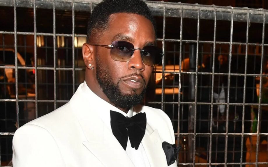 Sean ‘Diddy’ Combs to Host 2022 Billboard Music Awards