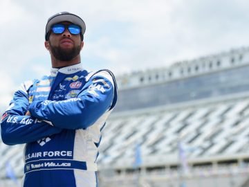 Racist Radio Message Sent to Bubba Wallace Leads to Nascar Investigation